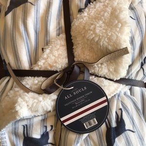 NWT Sherpa throw